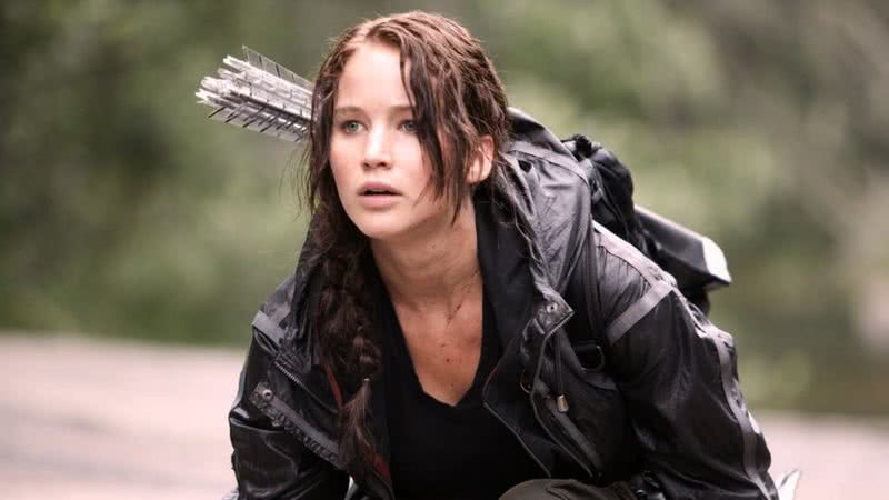 Jennifer Lawrence interpretando Katniss Everdeen na franquia "Jogos Vorazes" - Reprodução/Liongaste