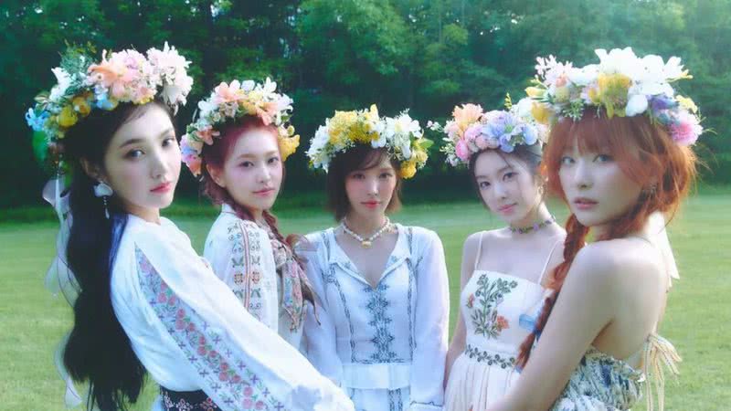 Red Velvet em photoshoot para o álbum "Cosmic" - Divulgação/SM Entertainment