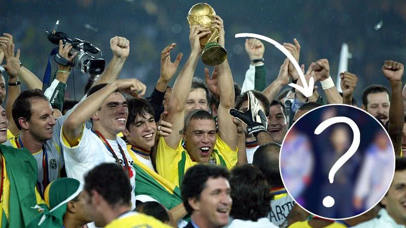 Brasil após a vitória na Copa de 2002 - Richard Sellers/Sportsphoto/Allstar via Getty Images e Jun Qian ATPImages/Getty Images