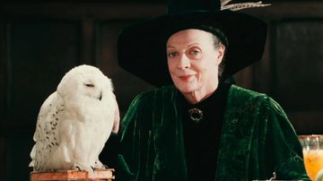 Maggie Smith como a professora Minerva McGonagall em 'Harry Potter e a Pedra Filosofal' (2001) - Reprodução/Warner Bros. Pictures