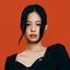 Jennie em nova foto divulgada pela Columbia Records