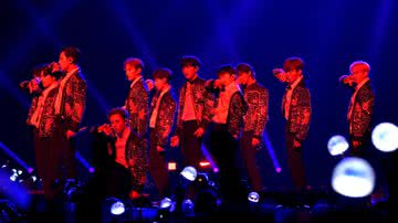 SEVENTEEN em show da turnê "Ode to You" em Newark, Nova Jersey - Michael Loccisano/Getty Images