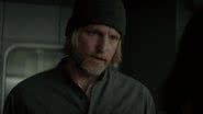 Haymitch (Woody Harrelson) em 'Jogos Vorazes: A Esperança - Parte 2' (2015) - Reprodução/Lionsgate