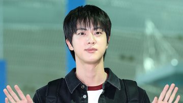 Jin, do BTS, no aeroporto internacional de Incheon - Han Myung-Gu/WireImage/Getty Images