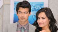 Joe Jonas e Demi Lovato em evento no ano de 2010 - Barry King/FilmMagic/Getty Images