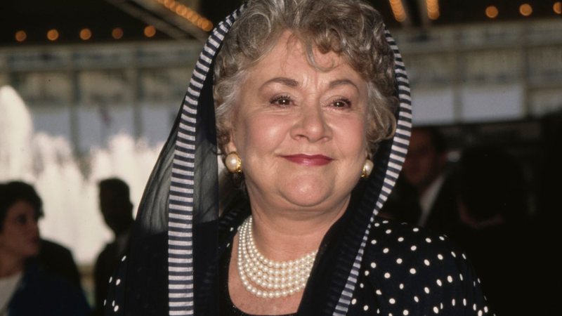 Joan Plowright no Teatro Shubert no Century City, California, em 1997 - Vinnie Zuffante/GettyImages