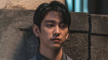 Jinyoung, do GOT7, em "The Witch" - Reprodução/Channel A