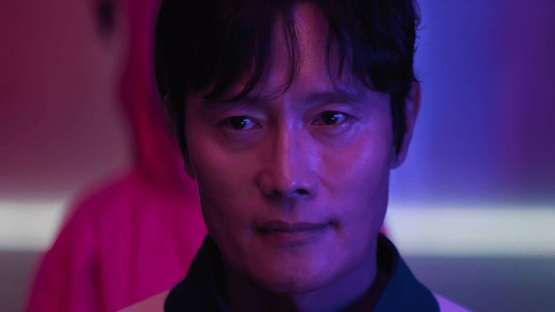 Cena de Lee Byung Hun em "Round 6" - Reprodução/Netflix