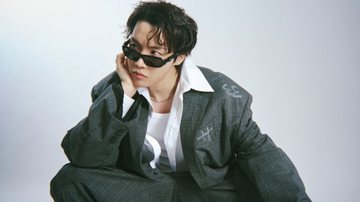 Foto promocional de "Mona Lisa", novo single do J-Hope - Divulgação/BigHit Music