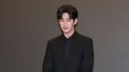 Kim Soo Hyun em coletiva de imprensa - Han Myung-Gu/WireImage/Getty Images