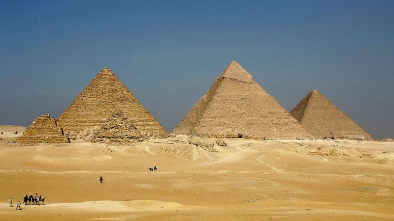 As três grandes pirâmides de Gizé: Quéops, Quéfren e Miquerinos - Sean Gallup/Getty Images