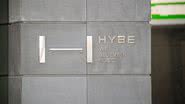 Imagem do prédio da HYBE Labels na Coreia do Sul - Divulgação/Justin Shin/Getty Images