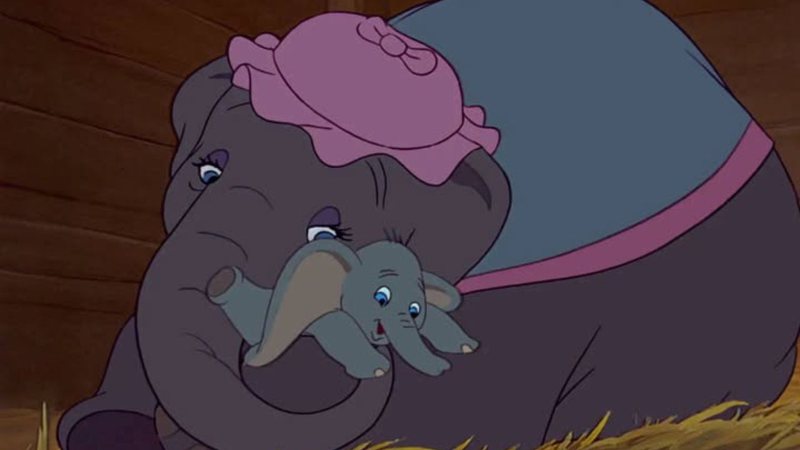 Cena da animação 'Dumbo' (1941) - Reprodução/Disney