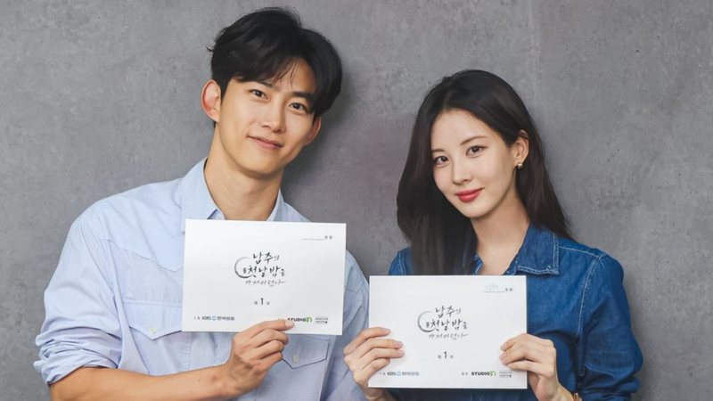 Taecyeon (2PM) e Seohyun (Girls' Generation) em leitura para o drama 'The First Night With the Duke' - Divulgação/KBS2