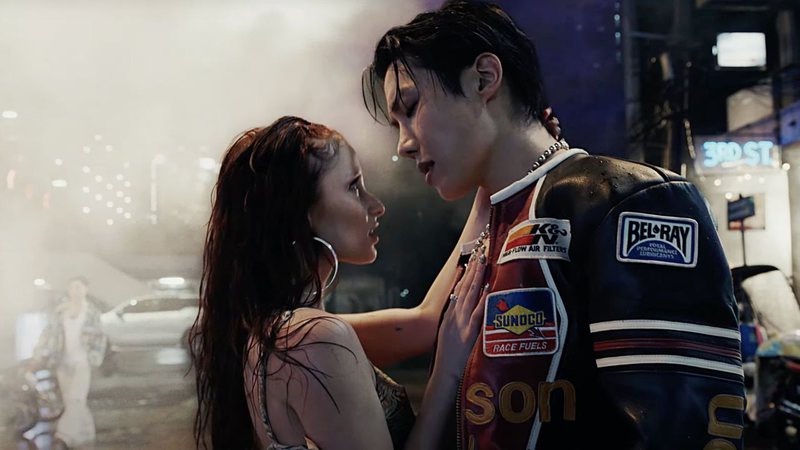J-Hope no videoclipe de 'Killin' It Girl' - Reprodução/BigHit Music/BTS