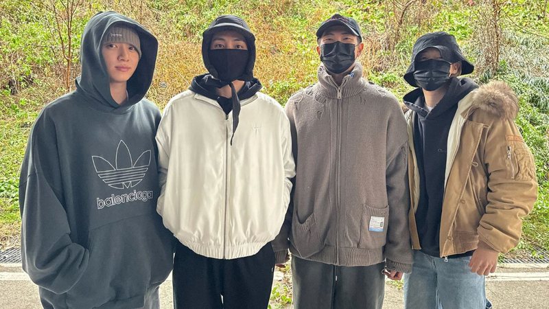 Jungkook, V, RM e Jimin durante seu alistamento militar - Reprodução/X/BTS_twt