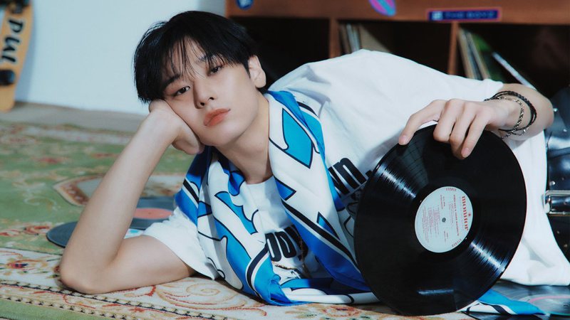 Concept photo de Juyeon, do THE BOYZ, para o álbum 'Unexpected' - Divulgação/ONE HUNDRED