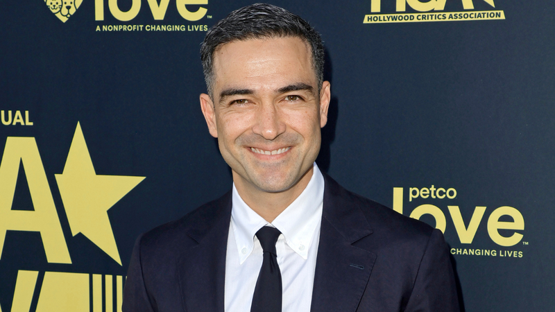 Alfonso Herrera no Segundo ediçao do HCA TV Awards: Streaming - GettyImages/ Kevin Winter