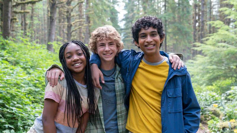 Leah Sava Jeffries, Walker Scobell e Aryan Simhadri, atores de 'Percy Jackson e os Olimpianos' - Reprodução/ Twitter/ Disney+