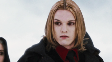 Jamie Campbell Bower como Caius na saga Crepúsculo - Reprodução/ Paris Filmes