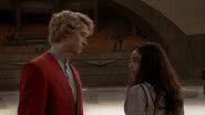 Rachel Zegler como Lucy Gray e Tom Blyth como Snow em "Jogos Vorazes: A Cantiga dos Pássaros e das Serpentes" - Reprodução/Lionsgate