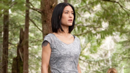 Julia Jones como Leah Clearwater na saga Crepúsculo - Reprodução/ Paris Filmes