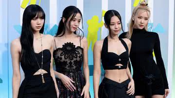 BLACKPINK no tapete vermelho do VMAs - Getty Images