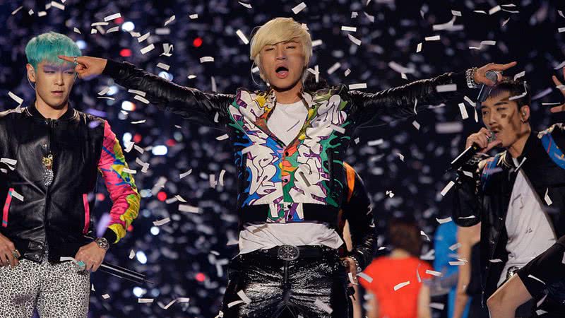 Ao centro, Daesung - Getty Images
