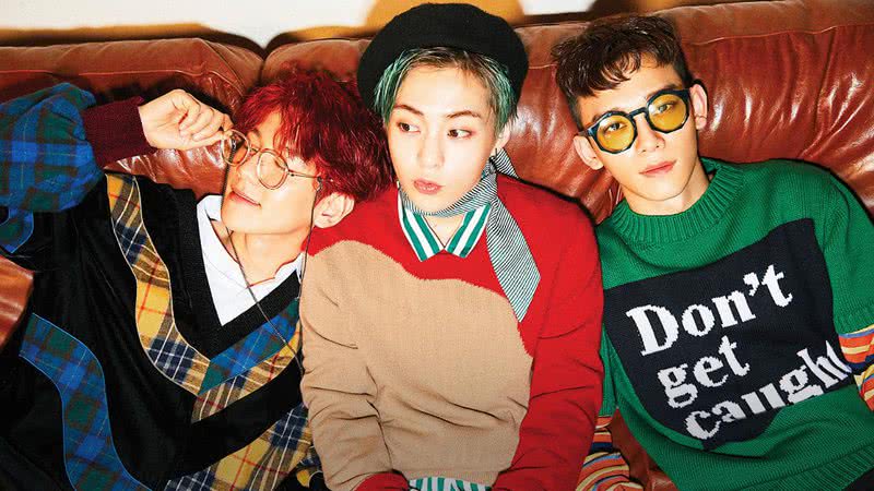 Concept photo de Baekhyun, Xiumin e Chen pra o álbum "Hey Mama!" da unit EXO-CBX - Divulgação/SM Entertainment