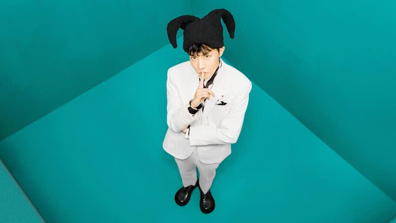 J-Hope em capa do álbum “Jack In The Box” - Divulgação/BigHit Music