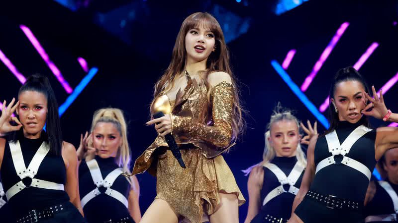 Lisa, do BLACKPINK, no Coachella 2023 - Getty Images/Emma McIntyre