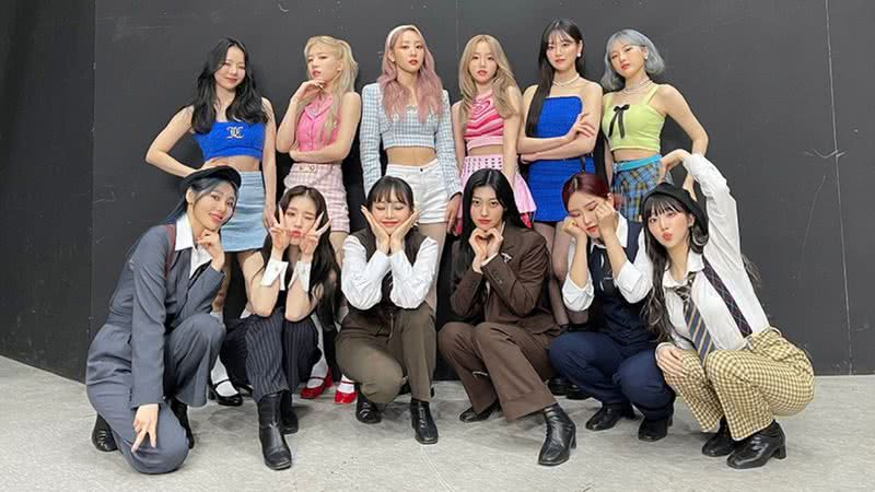 Integrantes do LOONA após a apresentação de "Shake It" no Queendom - Divulgação/Twitter/loonatheworld