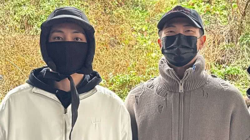 V e RM durante alistamento militar - Reprodução/Twitter/BTS_twt
