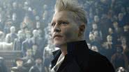 Johnny Depp como Gellert Grindelwald em Animais Fantásticos: Os Crimes de Grindelwald (2018) - Divulgação/Warner Bros. Pictures