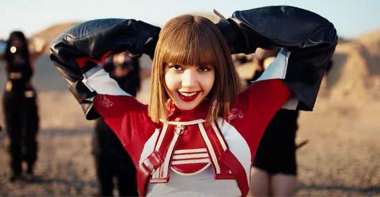 Lisa durante o clipe de "LALISA" - Divulgação/Youtube/BLACKPINK