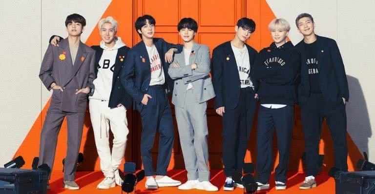 BTS para a divulgação do Permission to Dance On Stage - Divulgação/BigHit Music