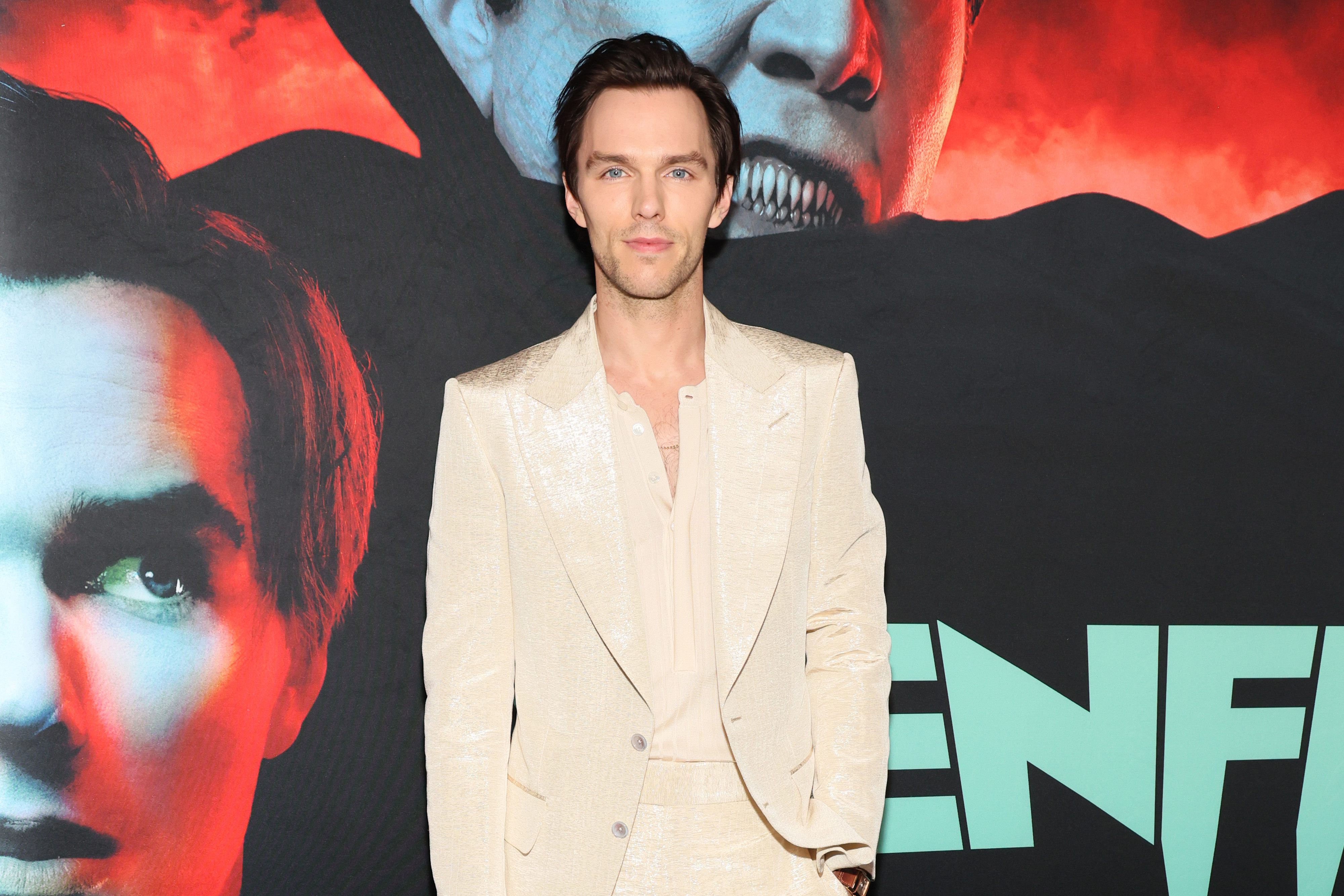 Nicholas Hoult na estreia de "Renfield" em 2023