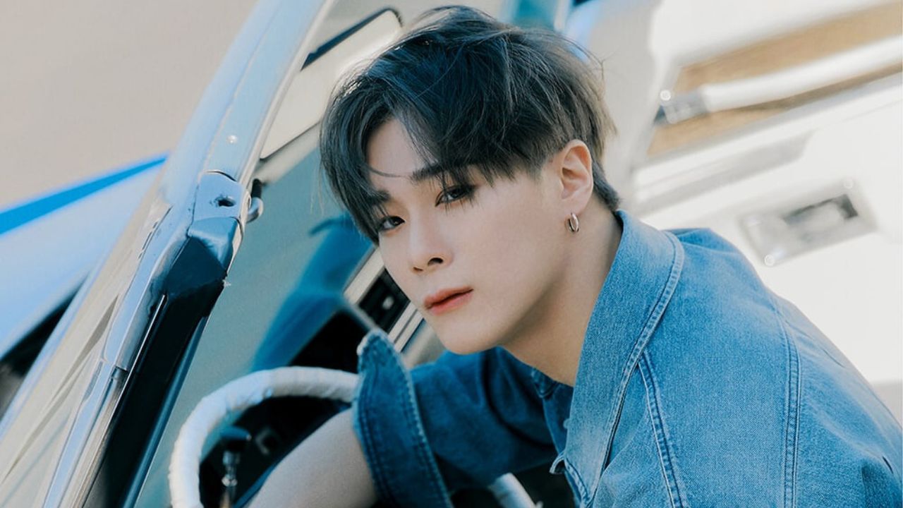 Concept photo de Moonbin, do ASTRO, para o álbum "Drive to the Starry Road"