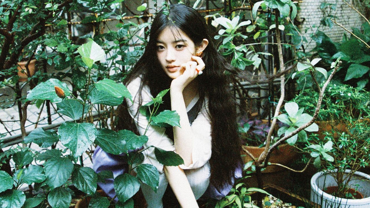 Concept photo de Minju, do ILLIT, para o álbum 'SUPER REAL ME'