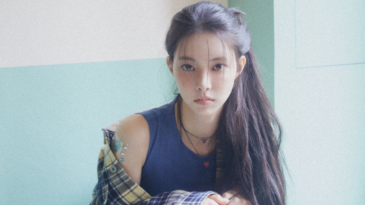 Concept photo de Yunah, do ILLIT, para o álbum 'SUPER REAL ME'
