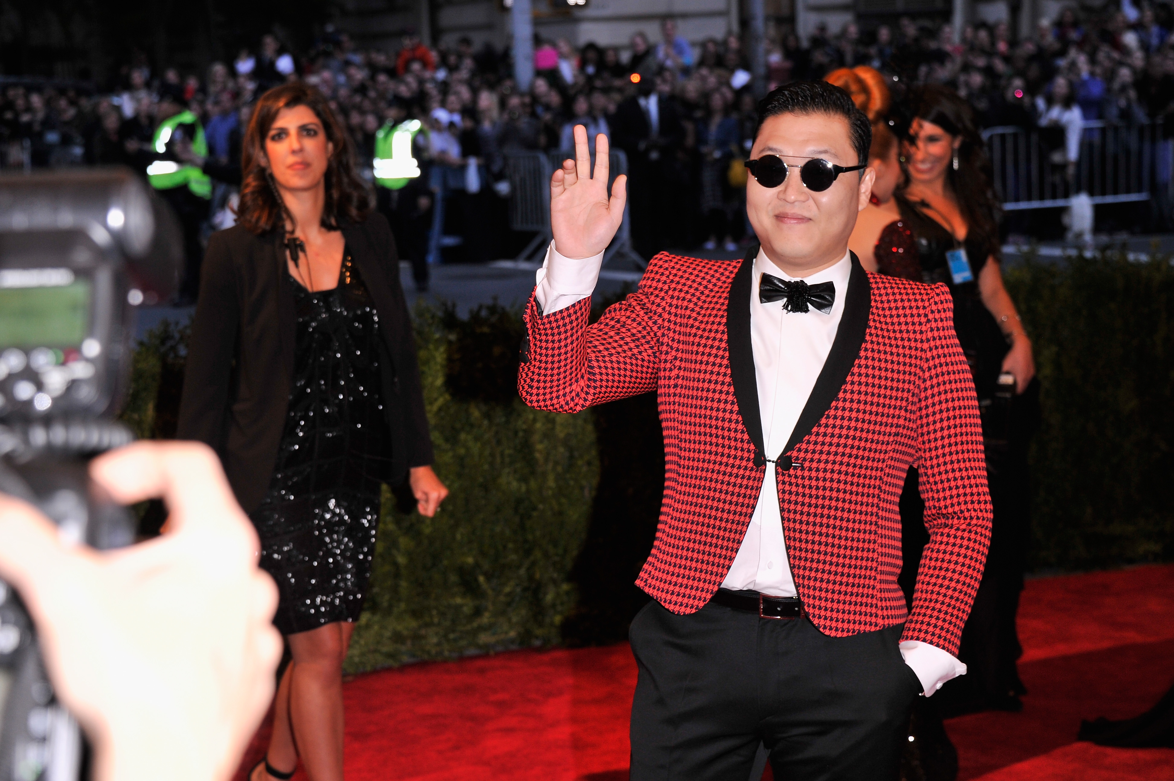 PSY no MET Gala 2013