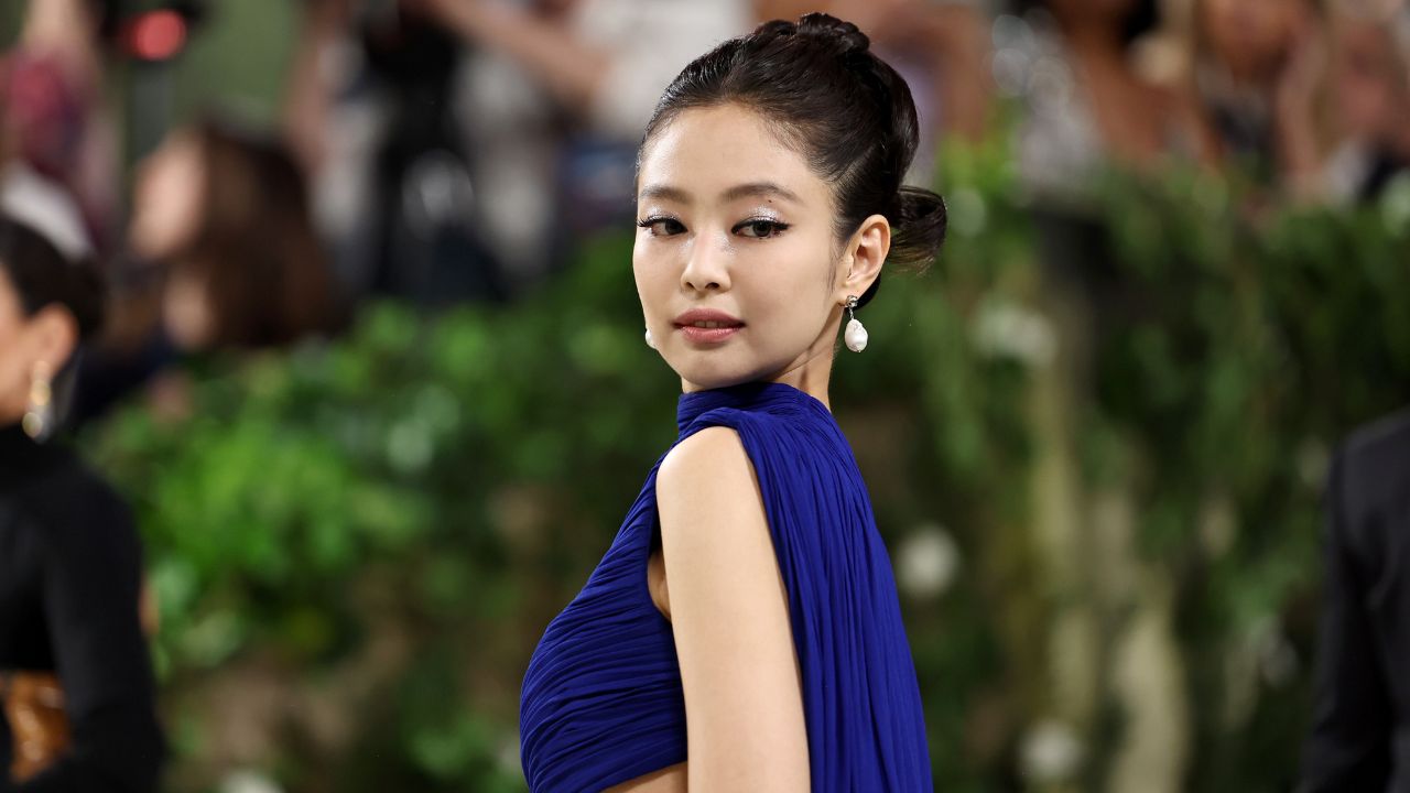 5 tendências fashion de Jennie, do BLACKPINK, que se tornaram virais