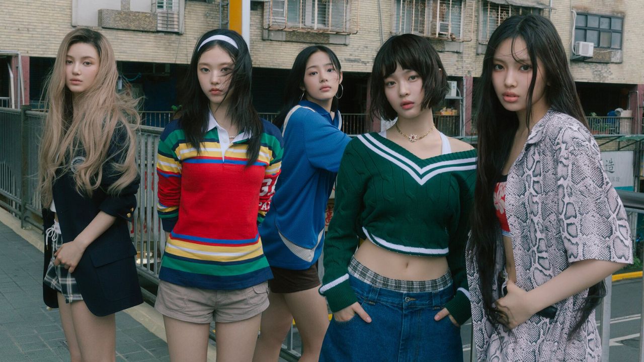 Fãs do NewJeans abrem processo contra HYBE, Source Music e Dispatch