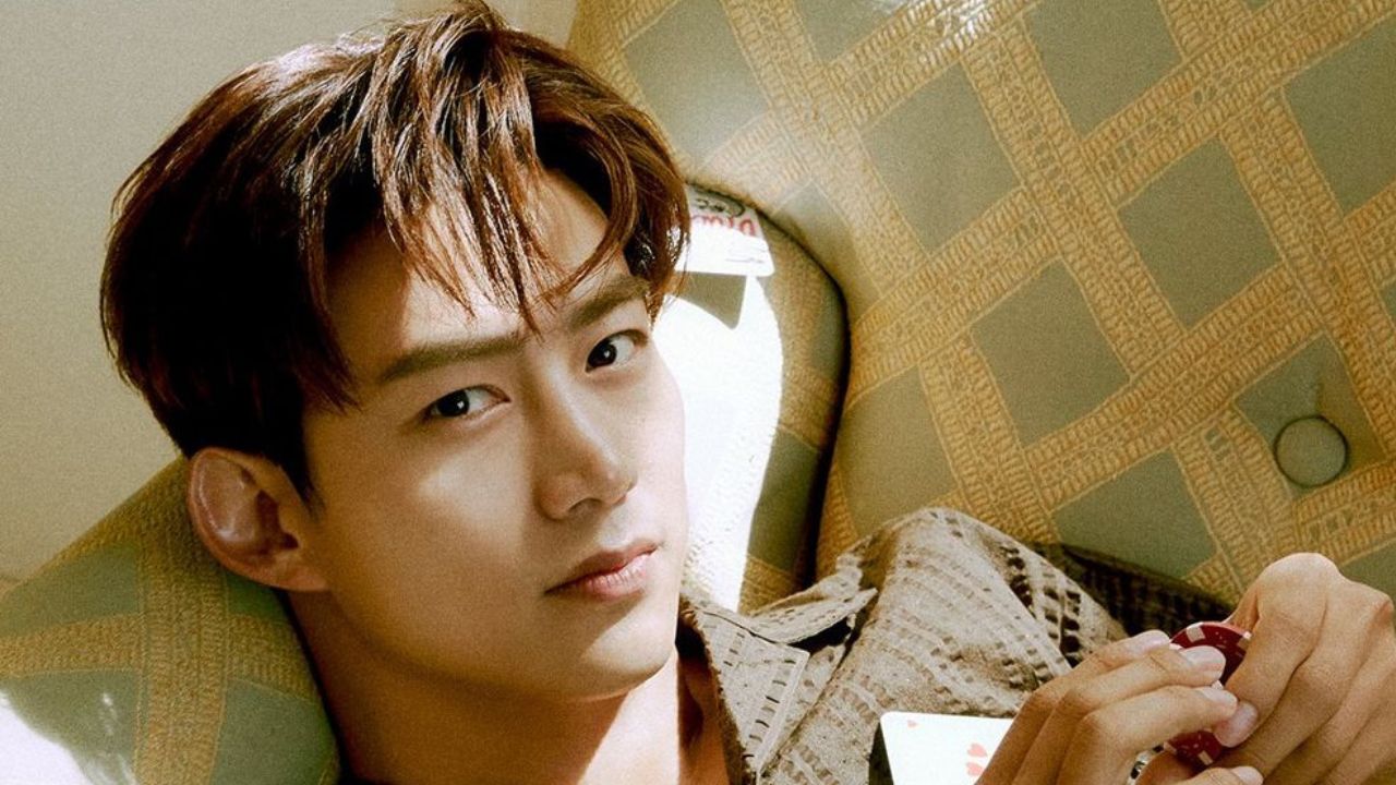 Taecyeon em concept photo para o álbum 'MUST'