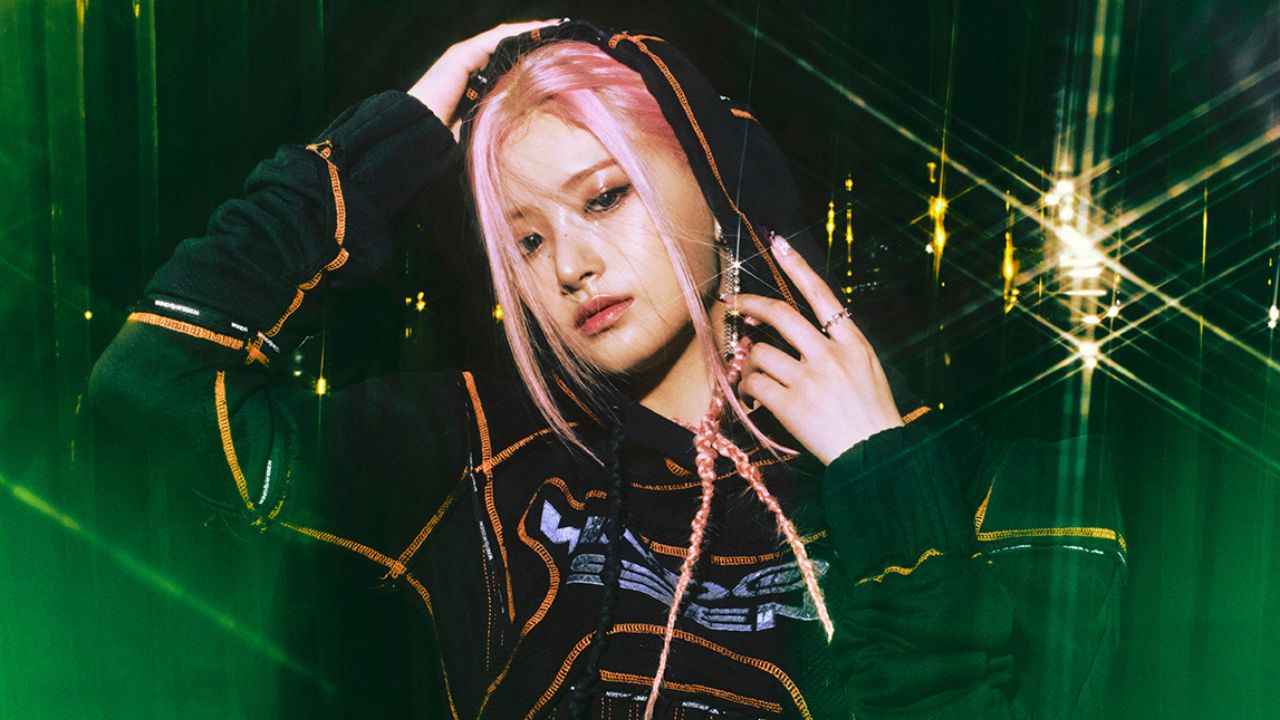 Concept photo de Yiren, do EVERGLOW, para o álbum "ZOMBIE"