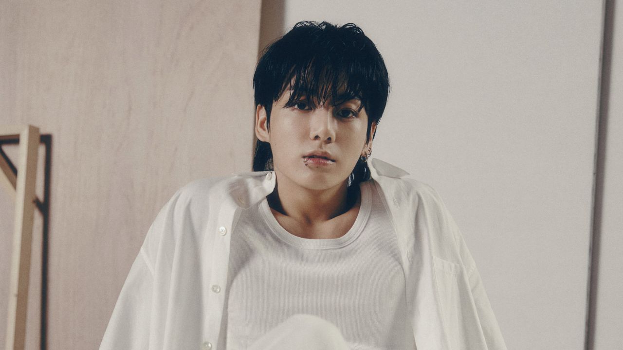 BTS: Jungkook publica foto que pode indicar a produção de uma nova música