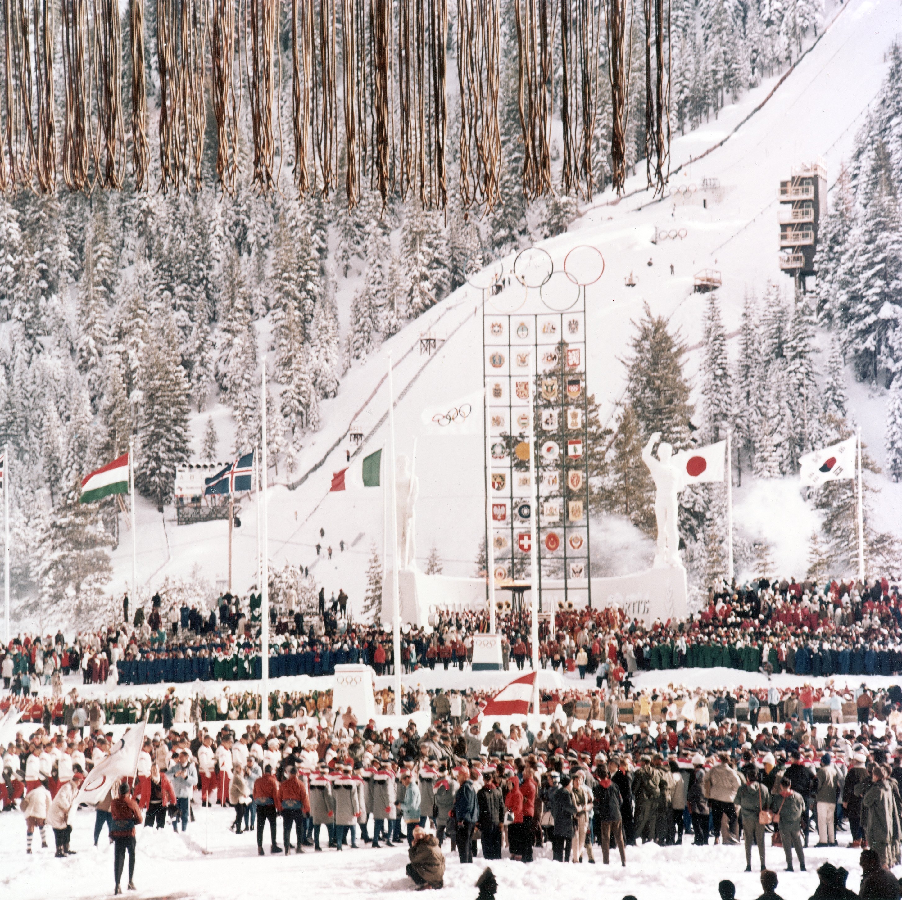 Visão geral da cerimônia de abertura dos Jogos Olímpicos de Inverno de 1960