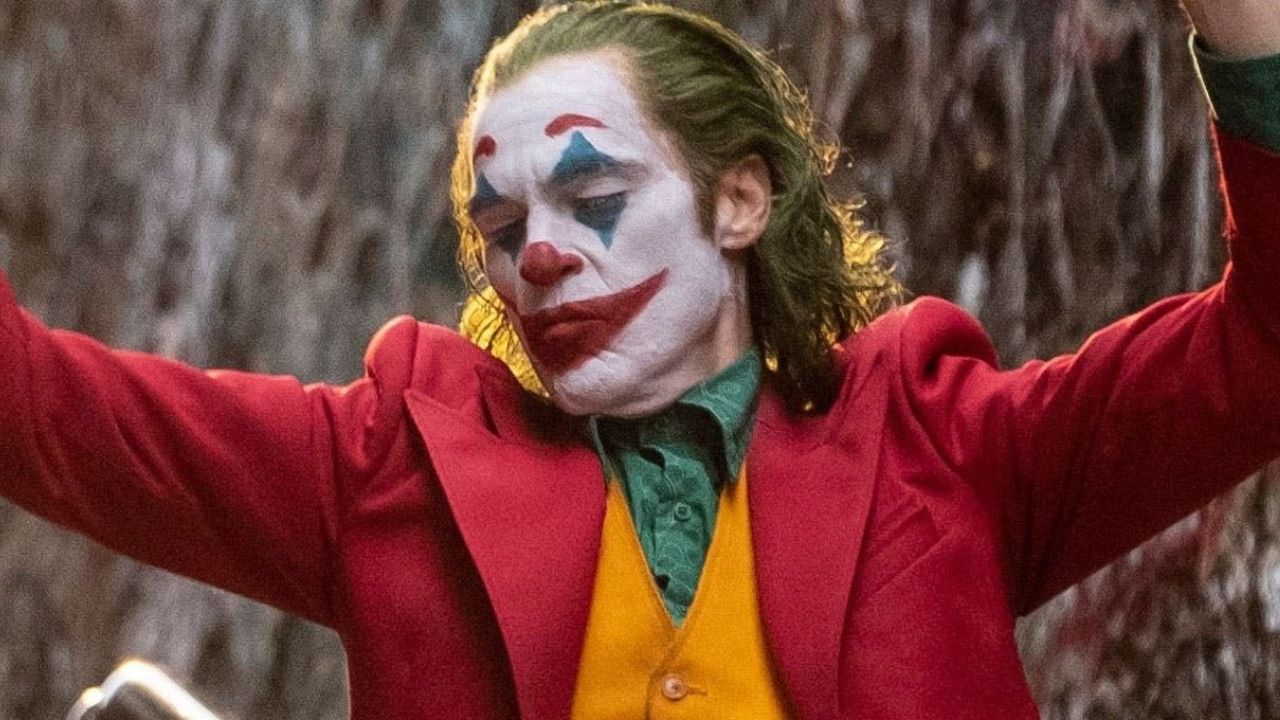 Todd Phillips revela a diferença entre o Coringa de Joaquin Phoenix e os outros