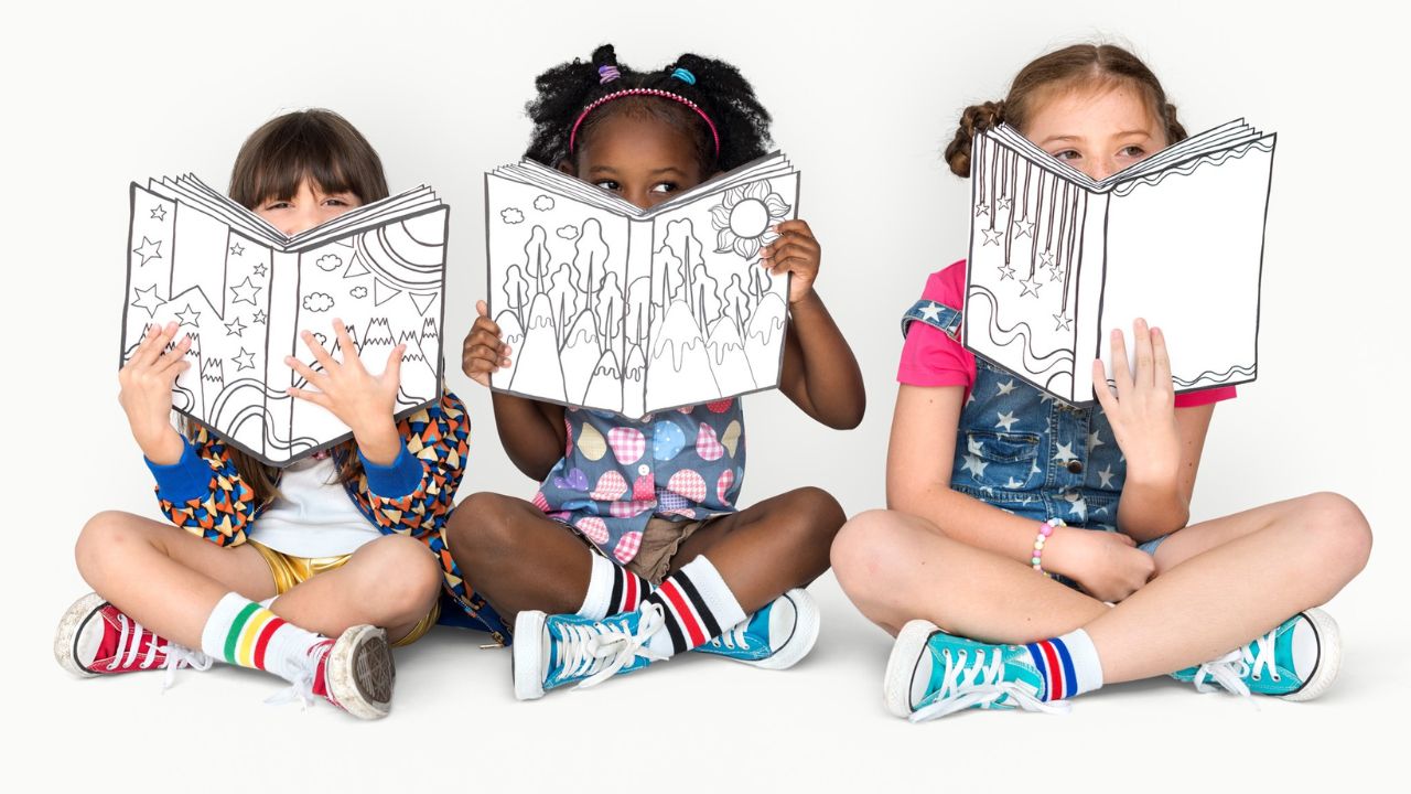 Dia Internacional da Amizade: livros como companheiros de aprendizado e diversão