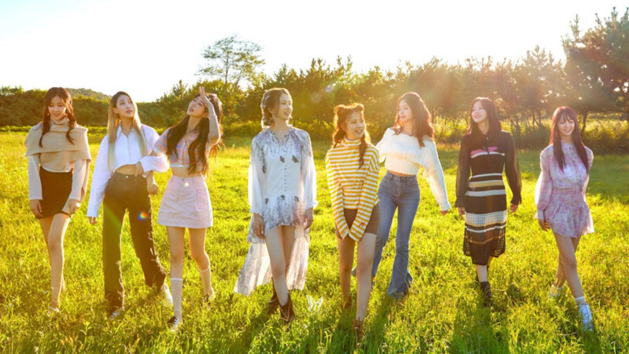 Concept photo do NATURE para o álbum 'NATURE WORLD: CODE W'